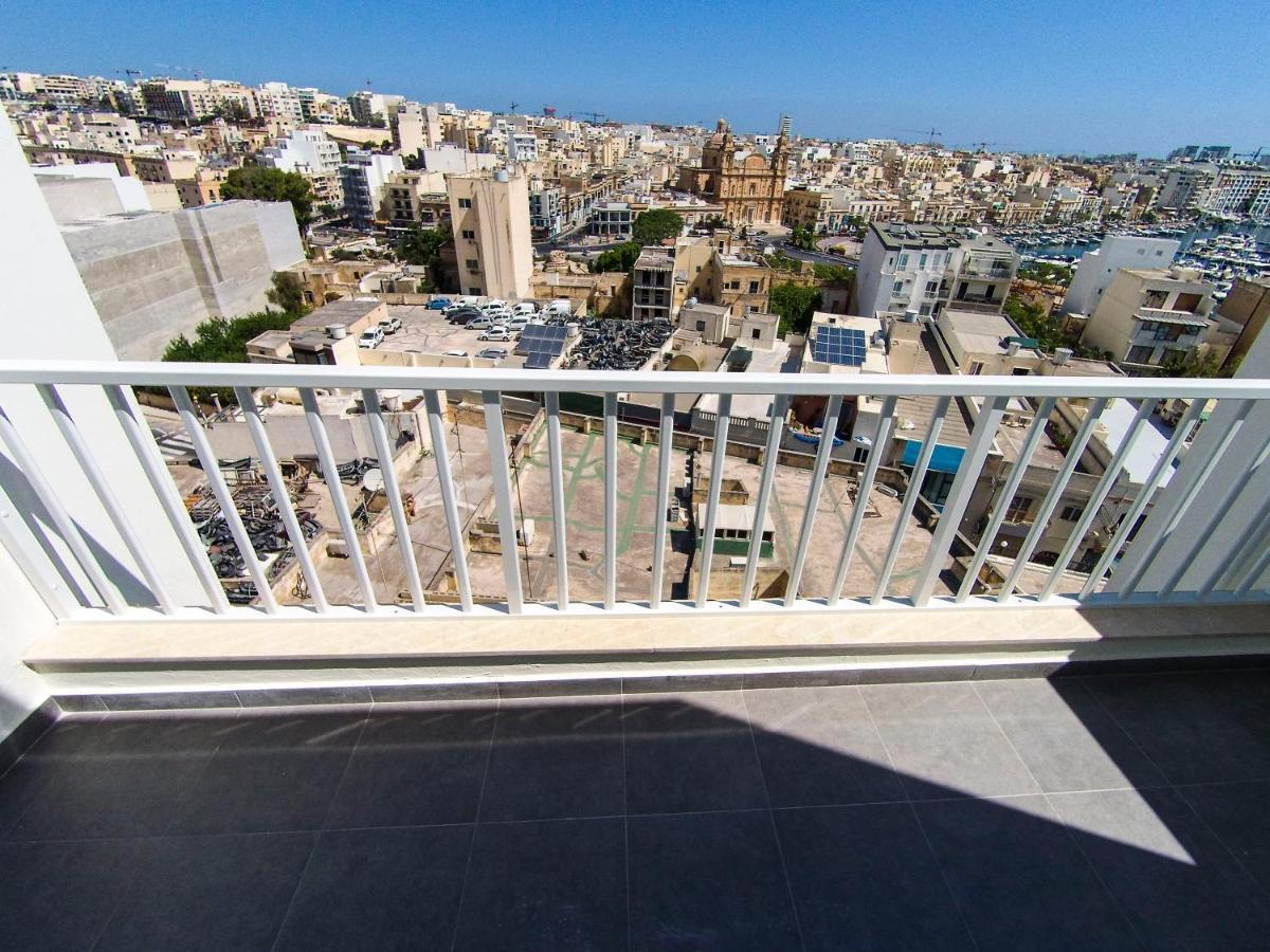 F12 Room 1, Private Room Two Single Beds Shared Bathroom In Shared Flat Msida Eksteriør bilde